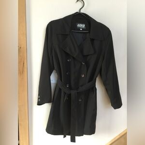 Classic Black Trench Coat with Timeless Elegance